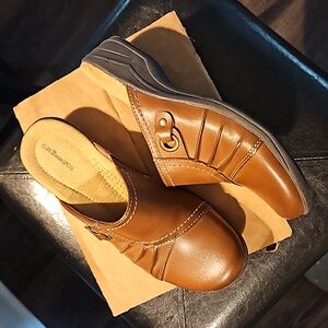 Women's GH Bass&Co, Leather Mule in Brown, size 8M